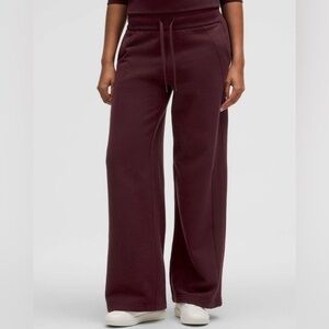 Lululemon Scuba Mid-Rise Wide-Leg Pant *Regular EUC Size XS